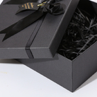 UL Certificated Perfume Cosmetic Gift Box Debossed Varnishing Finished