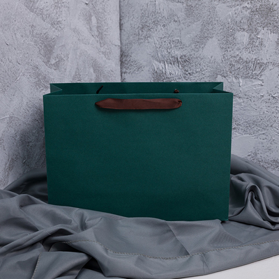 Clothing Packaging Paper Shopping Bags With Handles OEM ODM Supported