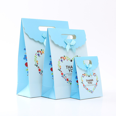 Biodegradable Small Paper Shopping Bags With Handles Heart Design