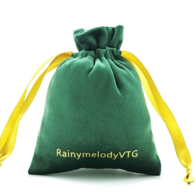 Green Velvet Gift Pouch , 10x15cm Jewelry Drawstring Gift Bags